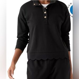 Crown & Ivy Women's Scalloped Hem Sweatshirt & Joggers, in True Black, Size XXL